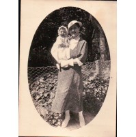 1935ca FOTO DI SIGNORA CHE TIENE IN BRACCIO LA SUA BAMBINA