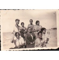1943 FOTO DI FAMIGLIA IN SPIAGGIA AL MARE A TRIPOLI------