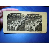 ANTICA FOTOGRAFIA CARTONATA STEREOSCOPICA - NAVAL FUNERAL SHIROSE TOKYO JAPAN