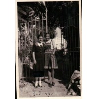 FOTO DEL 1942 - RAGAZZA IN VILLA AL MARE DI FINALE LIGURE PIA 32-219