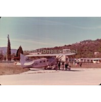 FOTO DI AEROPLANO IN AEROPORTO DI VILLANOVA D'ALBENGA ANNI '70 - C4-2500