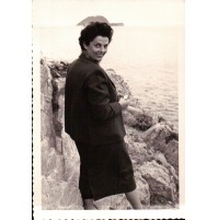 FOTO DI SIGNORA AD ALASSIO- 1959 -  C8-375