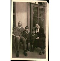 FOTOGRAFIA DEL 1927 - FAMIGLIA CON BAMBINI VESTITI DA MARINARETTI 